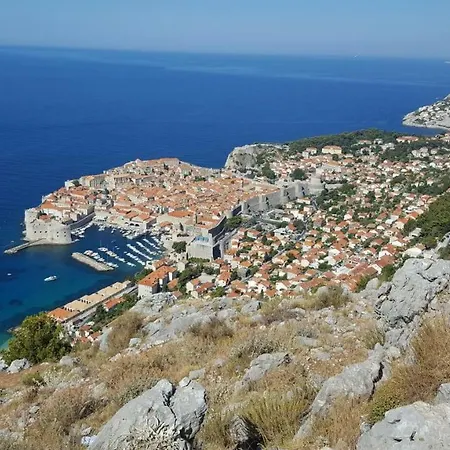 Indios 게스트하우스 세르다